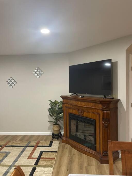 Quiet Private House W Hot Tub/Fire Pit/Games Villa Blakeslee Luaran gambar