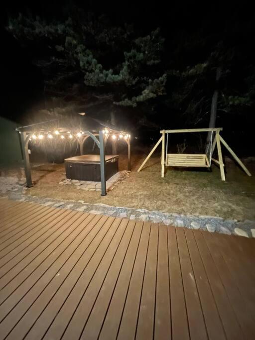 Quiet Private House W Hot Tub/Fire Pit/Games Villa Blakeslee Luaran gambar